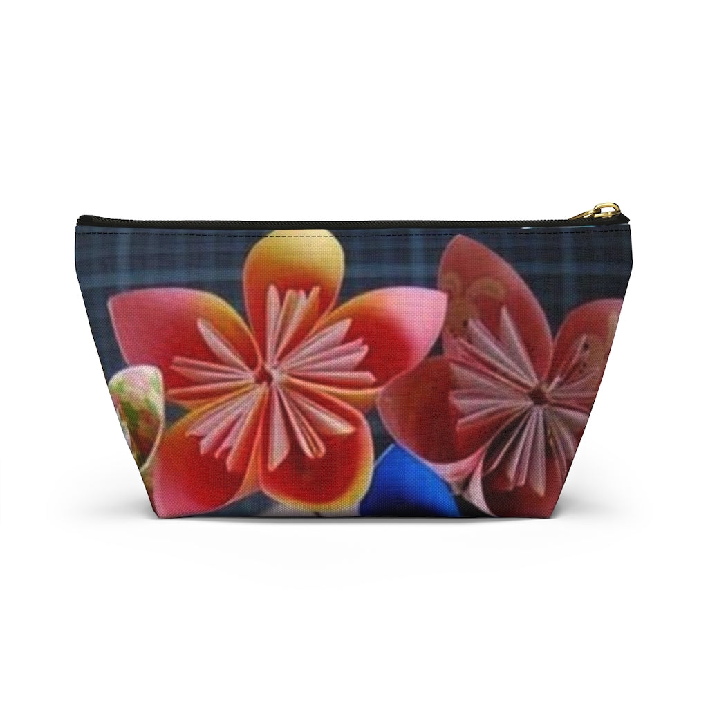 Flowery Accessory Pouch w T-bottom - elmickwear